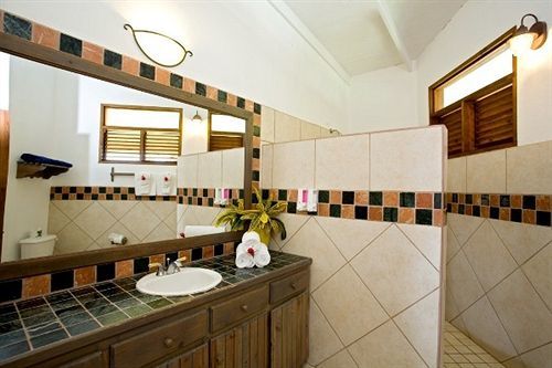 The Ginger Lily Hotel Гроз-Иле Экстерьер фото
